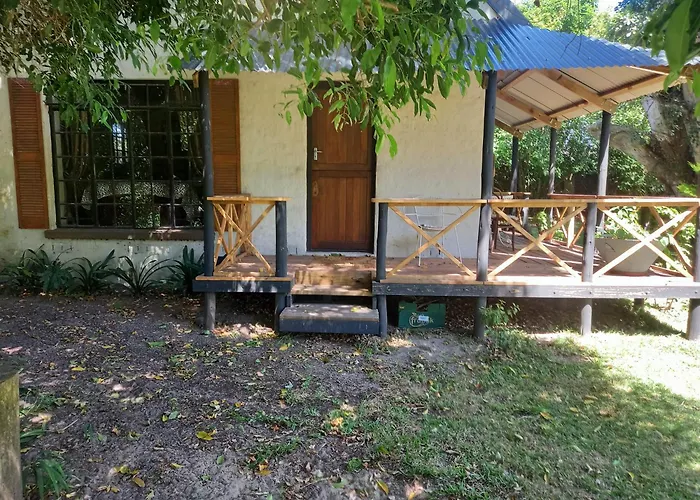 Emerald Hill Cottage